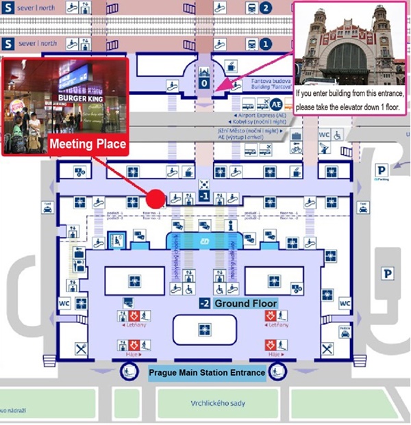 プラハ中央駅(Hlavni Nadrazi)内のバーガーキング前