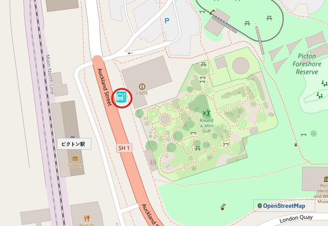 ピクトン バス停 (Outside Picton i-SITE Visitor Centre, Auckland St)