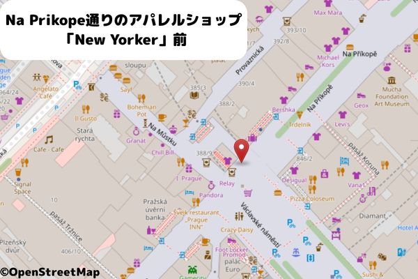 Na Prikope通りのアパレルショップ「New Yorker」前