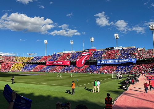 サッカー観戦ツアー