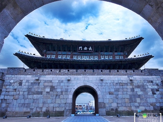 水原華城(スウォンファソン)