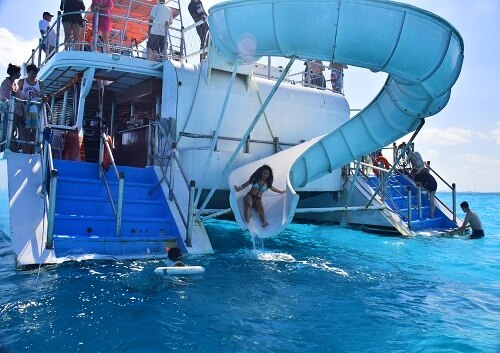 H I S カンクン発 パーティークルーズ Dancer Cruise 昼食付 英語ガイド カンクン メキシコ のオプショナルツアー 海外現地ツアー格安予約