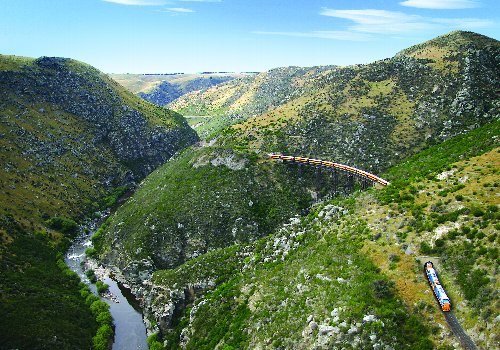 絶景満喫!ダニーデン発タイエリ渓谷鉄道乗車体験!