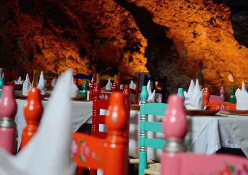 H I S 豪華プライベート 雰囲気抜群 洞窟レストラン も訪れる メキシコハイライト人気スポットを巡る決定版 選べる2つのコース 英語ガイド メキシコシティ メキシコ のオプショナルツアー 海外現地ツアー格安予約