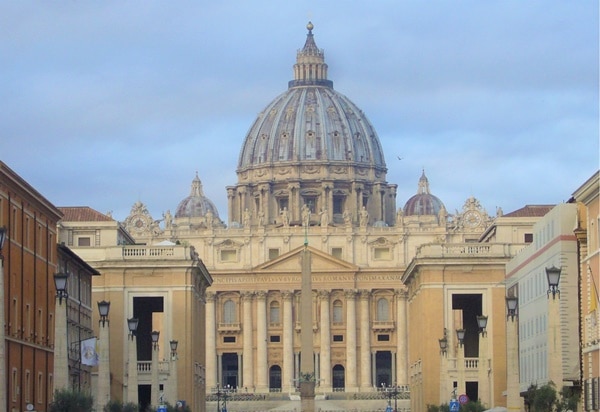 H I S Hisオリジナル ローマ市内 ヴァチカン美術館 サンピエトロ寺院入場 1日観光 昼食付 ローマ イタリア のオプショナルツアー 海外現地ツアー格安予約