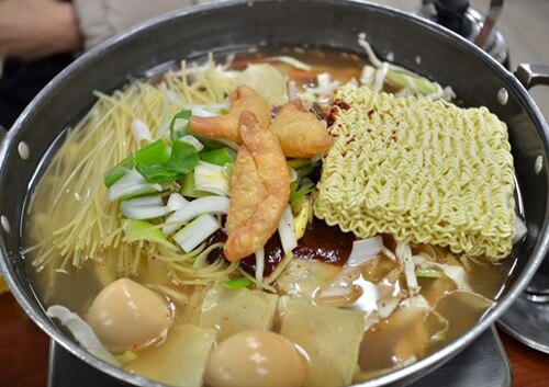 H I S 韓国グルメ食い倒れ 午後観光ツアーソウル 韓国 のオプショナルツアー 海外現地ツアー格安予約