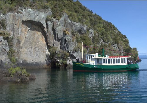 H I S タウポ湖を蒸気船でゆったりクルーズタウポ ニュージーランド のオプショナルツアー 海外現地ツアー格安予約